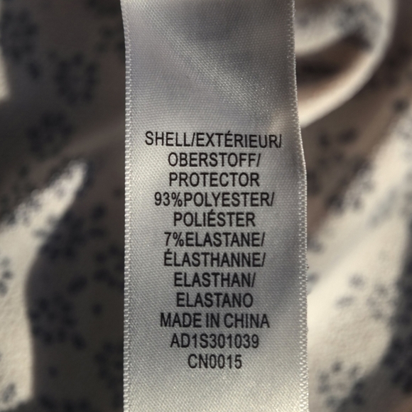 Adrianna Papell Elegant Blouse with Delicate Flowers.Size XL - Picture 8 of 9